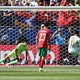 Mbapp&eacute; faz goleiro do Marrocos recordista em pegar p&ecirc;naltis em Copas