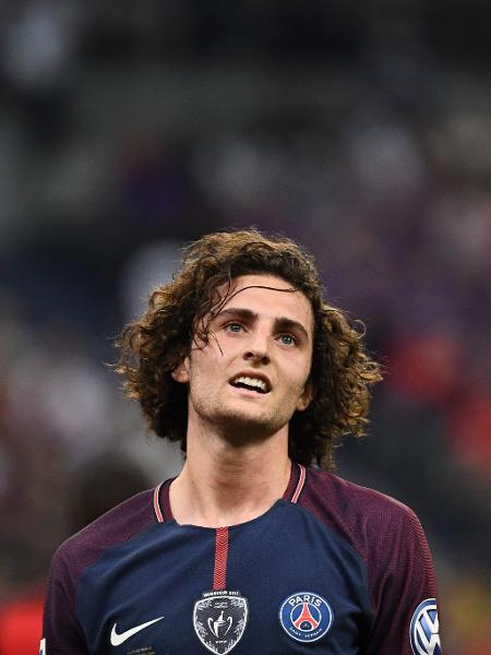 Adrien Rabiot, meio-campista do PSG, durante final da Copa da França - FRANCK FIFE/AFP