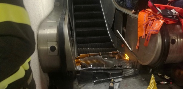 Escada rolante ficou destruída após acidente no metrô de Roma - Divulgação/Vigili del Fuoco - Divulgação/Vigili del Fuoco
