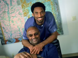 Joe Bryant, pai de Kobe e ex-jogador da NBA, morre aos 69 anos