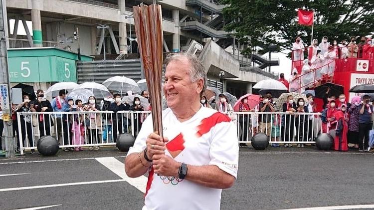 Um robô carregou a tocha dos Jogos Olímpicos de Inverno de 2018 - Giz Brasil