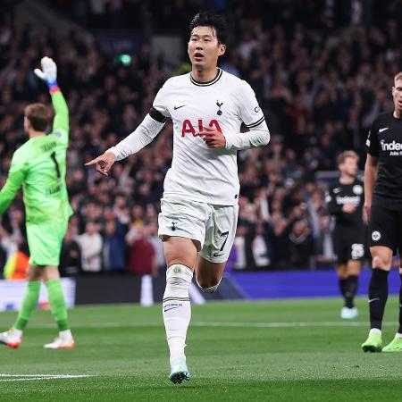 Son marca pelo Tottenham contra o Eintracht Frankfurt na Liga dos Campeões - Foto: UEFA