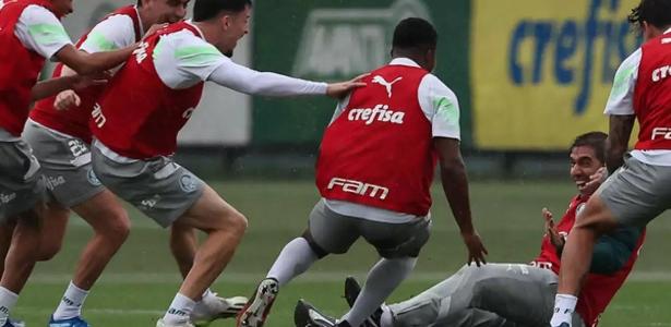 Abel Xavier: líder incisivo ou mentor dedicado?