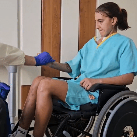 Triatleta Luis Baptista começa tratamento de reabilitação após sofrer acidente
