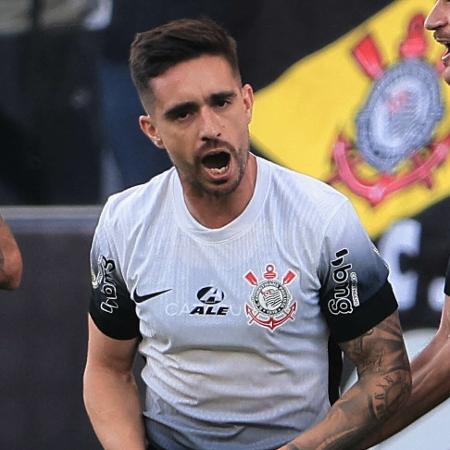 Coronado será titular contra o Vasco