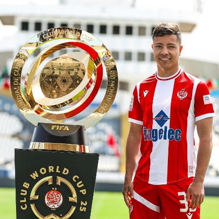 Pedrinho, jogador do Wydad Casablanca, foi revelado pelo Corinthians Pedrinho, jogador do Wydad Casablanca, foi revelado pelo Corinthians