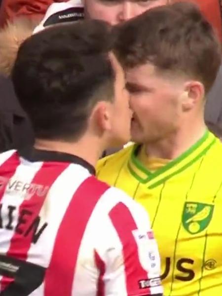 Luke O'Nien ficou famoso fora da Inglaterra após 'roubar beijo' de adversário
