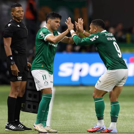 Bruno Rodrigues será titular, enquanto Vitor está suspenso