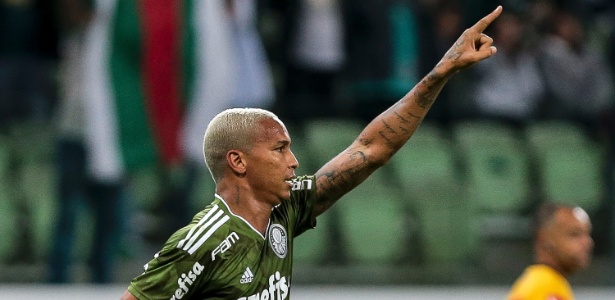 Deyverson desfalca o Palmeiras no jogo de ida contra o Colo-Colo - Ale Cabral/AGIF