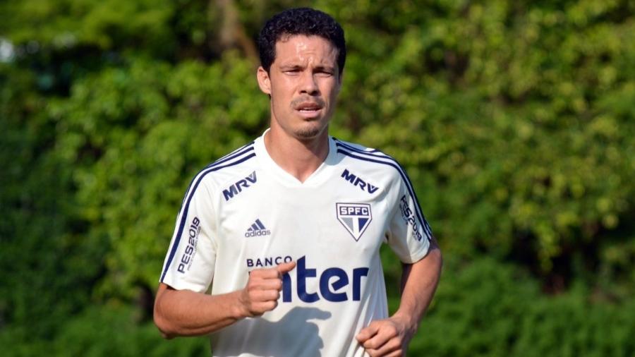 Hernanes, poupado contra o Bahia, deve voltar a jogar no clássico contra o Corinthians - Érico Leonan/saopaulofc.net