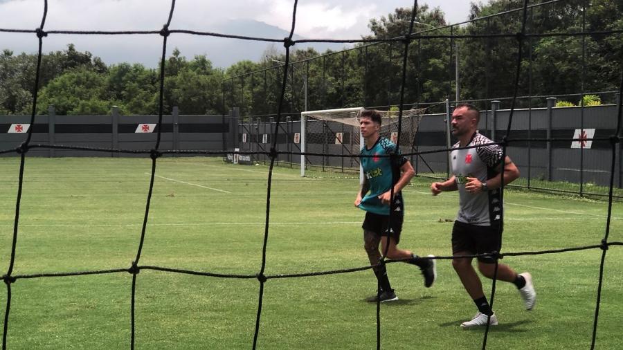 Meia Bruno Nazário realiza atividade no CT do Vasco - Bruno Braz / UOL Esporte