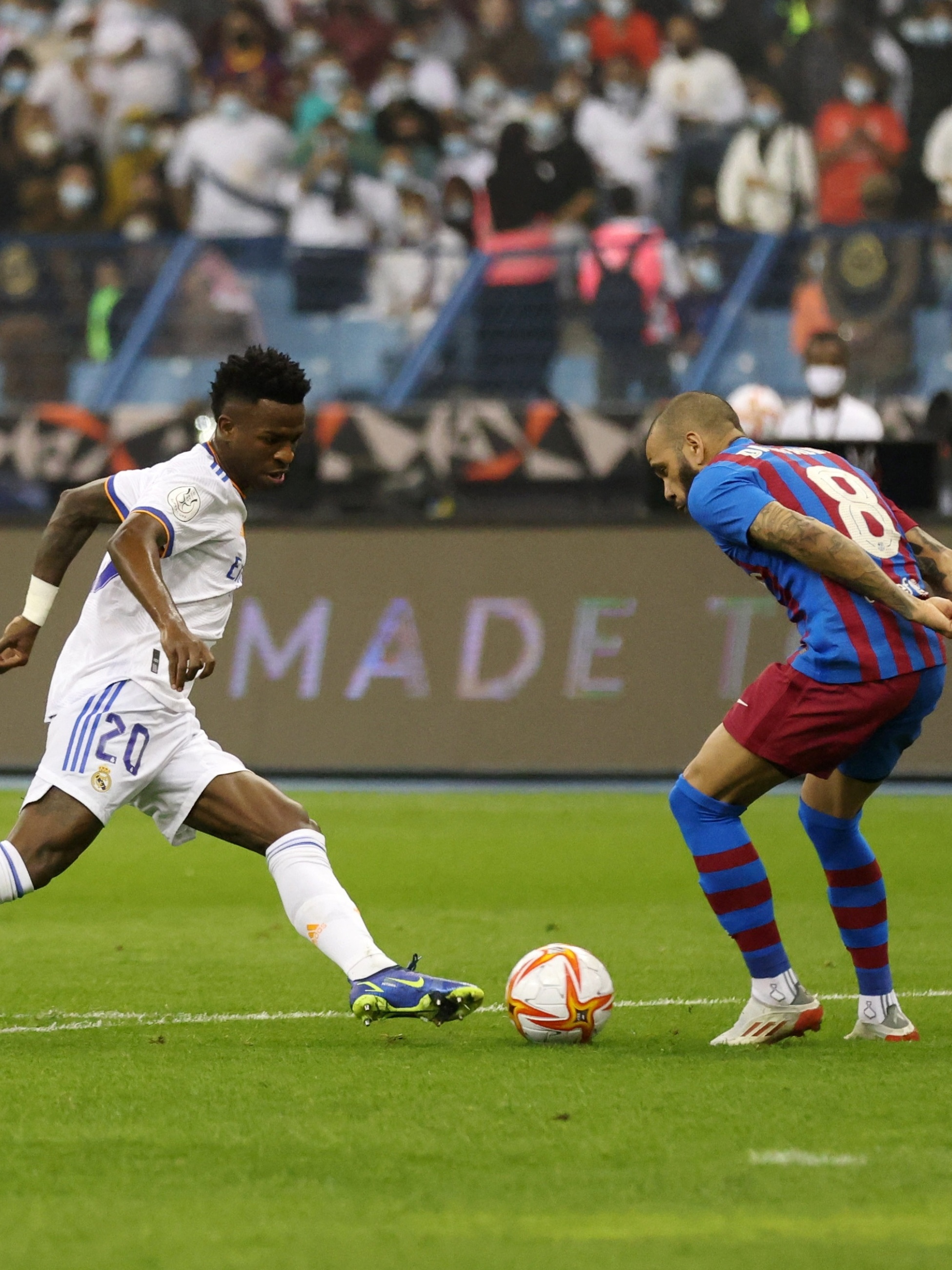 Ver: El Clásico, Real Madrid 3 - 1 Barcelona (2022/23) em Direto