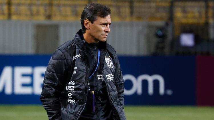 Фабиан Бустос по време на играта на Сантос срещу Unión La Calera, за Sudamericana 2022 - PhotoSport/AGIF - PhotoSport/AGIF