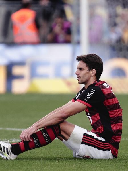 Rodrigo Caio sentiu lesão em jogo contra o Corinthians, no dia 10 de julho. O zagueiro não jogou desde então. - Ettore Chiereguini/AGIF