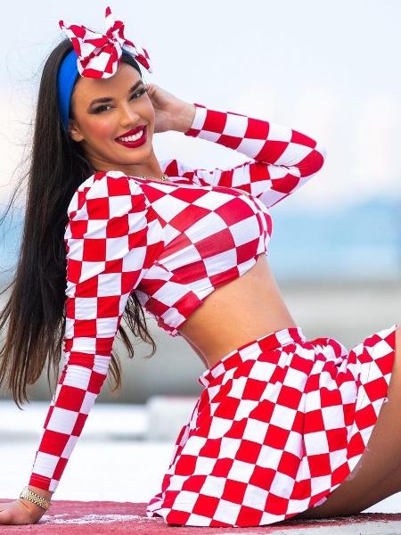 Ivana Knoll é uma modelo croata que está roubando a cena na Copa do Mundo do Qatar - Reprodução