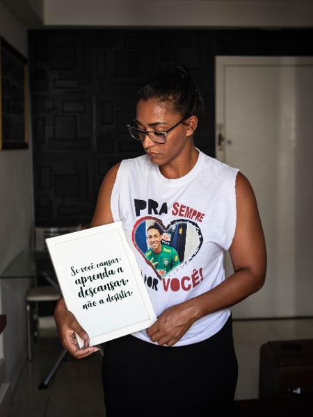 Andreia, mãe de Christian, vítima do incêndio no Ninho do Urubu, CT do Flamengo