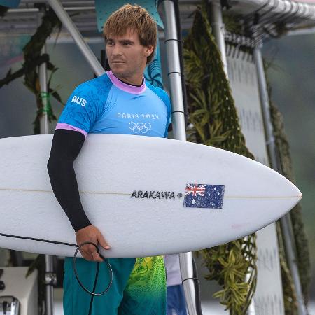 Jack Robinson é um dos favoritos em Teahupoo