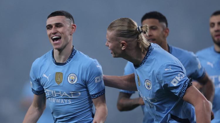 Foden celebra gol em Sporting x Manchester City, duelo da Champions League