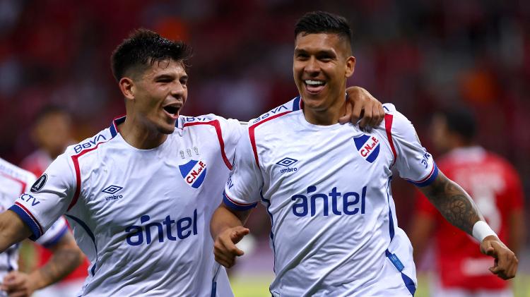 Millan comemora gol marcado pelo Nacional contra o Internacional na Libertadores Millan comemora gol marcado pelo Nacional contra o Internacional na Libertadores