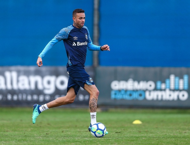 Luan voltou a treinar com bola depois de ser baixa contra o Bahia - Lucas Uebel/Grêmio