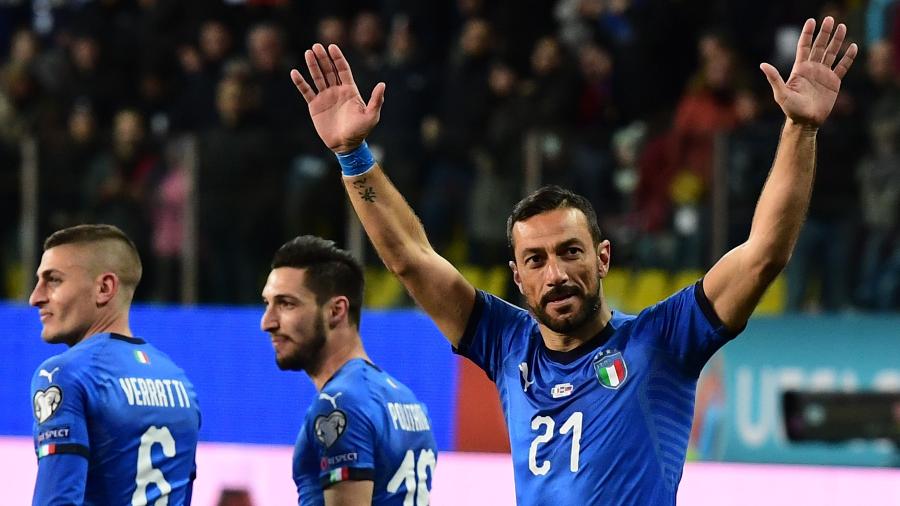 Quagliarella comemora gol da Itália contra Liechtenstein - Miguel MEDINA / AFP