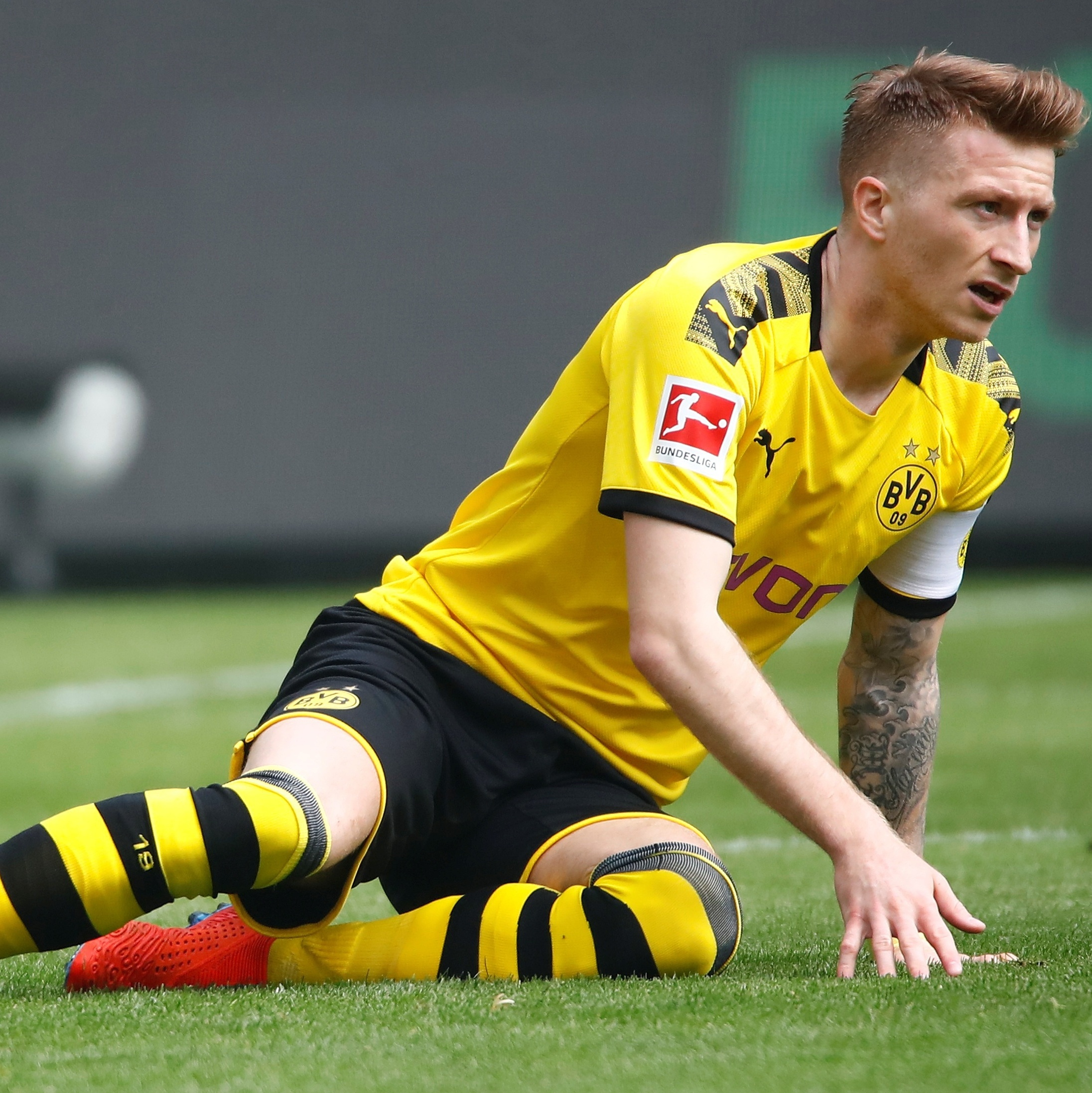 Marco Reus on Borussia Dortmund  Caras do futebol, Futebol, Caras