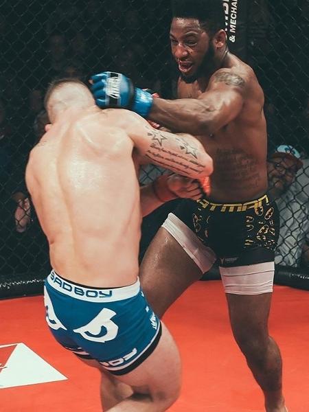 Phoenix Jones: Preso, super-herói do MMA largou 