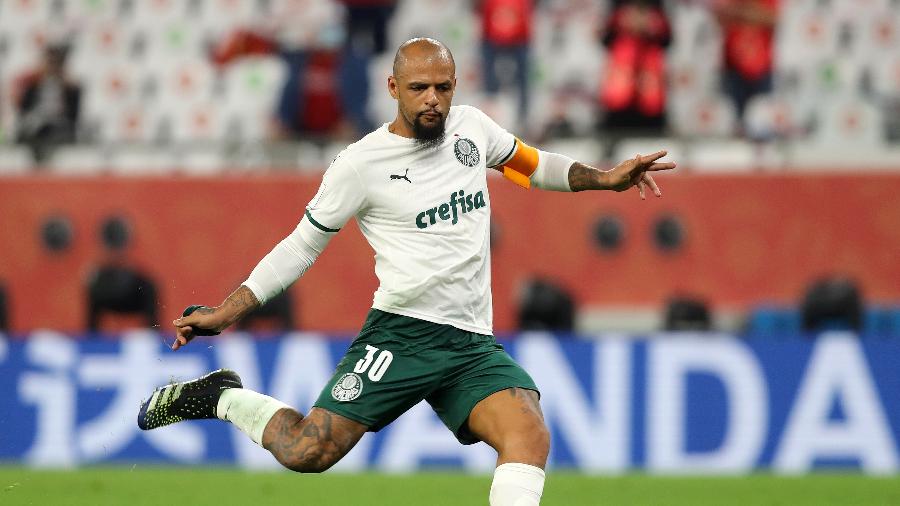 Felipe Melo erra cobrança de pênalti do Palmeiras contra o Al Ahly - Fadi El Assaad - FIFA/FIFA via Getty Images