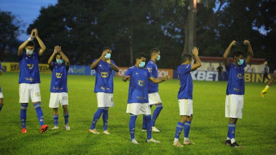 Jogadores do Cruzeiro celebram classificação na Copinha - Renato Felipazzi / Cruzeiro