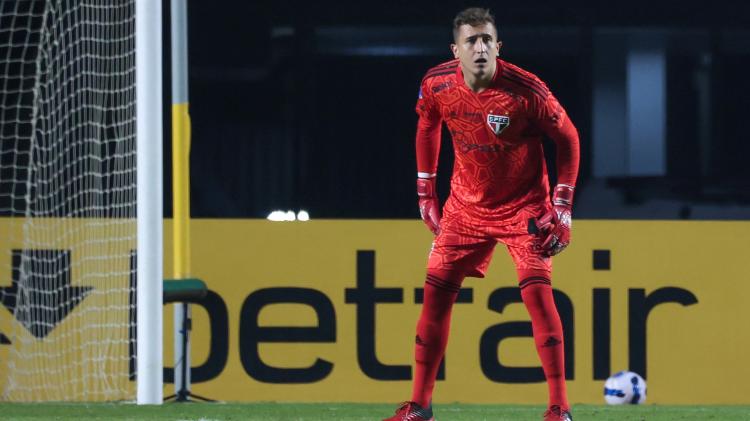 Thiago Couto, goleiro do São Paulo, em partida pela Sul-Americana - Marcello Zambrana/AGIF - Marcello Zambrana/AGIF