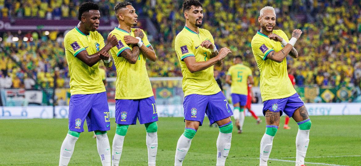 Vini Jr, Raphinha, Paquetá e Neymar dançam após gol do Brasil sobre a Coreia do Sul - André Durão / MoWA Press
