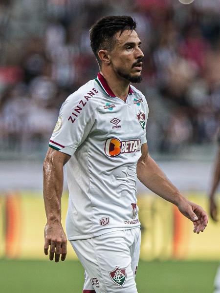 Willian Bigode durante jogo pelo Fluminense na temporada de 2022 - Marcelo Gonçalves/Fluminense FC