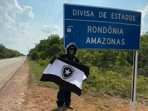 Libertadores: ele foi de moto de Manaus para semi, e segue até Buenos Aires