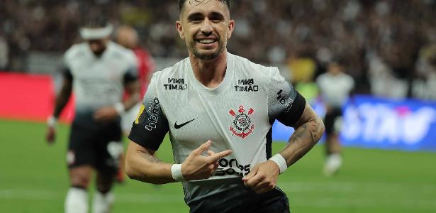 Corinthians vence Noroeste com destaque para Talles Magno e Coronado