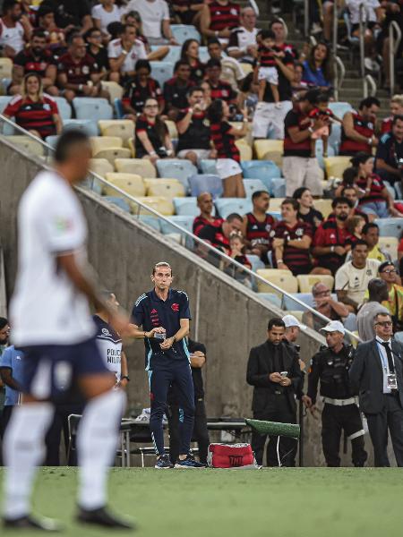 Filipe Luís durante a goleada do Flamengo por 5 a 0 sobre o Maricá, pelo Carioca Filipe Luís durante a goleada do Flamengo por 5 a 0 sobre o Maricá, pelo Carioca