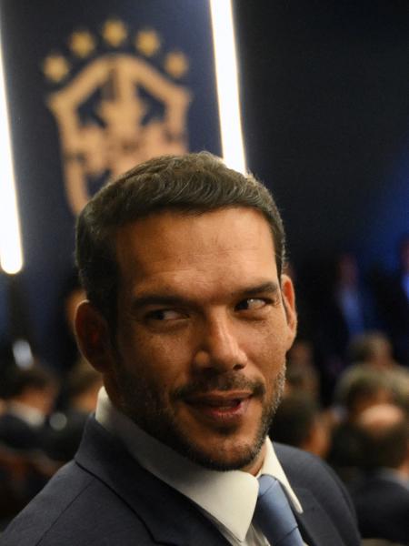 Samir Xaud, novo presidente da CBF, durante eleição de posse na CBF