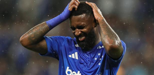 Flamengo e Gerson se reencontram em meio a briga de R$ 42 mi