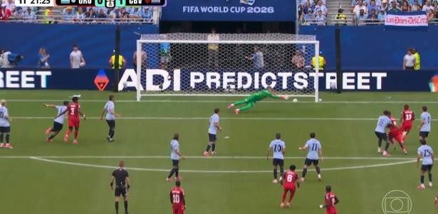 Muslera falhou nos gols de Cabo Verde? Comentaristas analisam