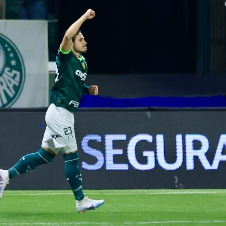 Veiga participa de gol em quase todos jogos do Palmeiras na reta final do  Brasileirão