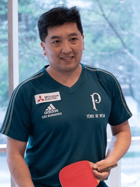 Hugo Hoyama está internado desde o último dia 12, após cirurgia no coração Hugo Hoyama está internado desde o último dia 12, após cirurgia no coração