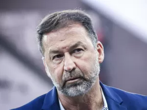 Presidente do Corinthians insiste em elevar expectativas da torcida