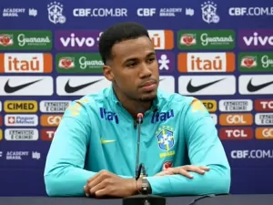 Torcedor do Corinthians, zagueiro da seleção elogia contratação de Depay