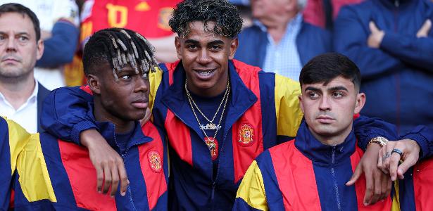 Máquina que acertou 4 vezes já sabe quem vai ganhar a Copa; dá pra confiar?