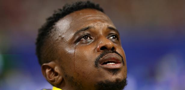Meia que garantiu empate da África do Sul chorou no hino e está suspenso