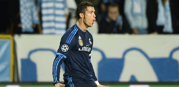 Cristiano Ronaldo marca para o Real Madrid contra o Malmö pela Liga dos Campeões - Anders Wiklund/EFE