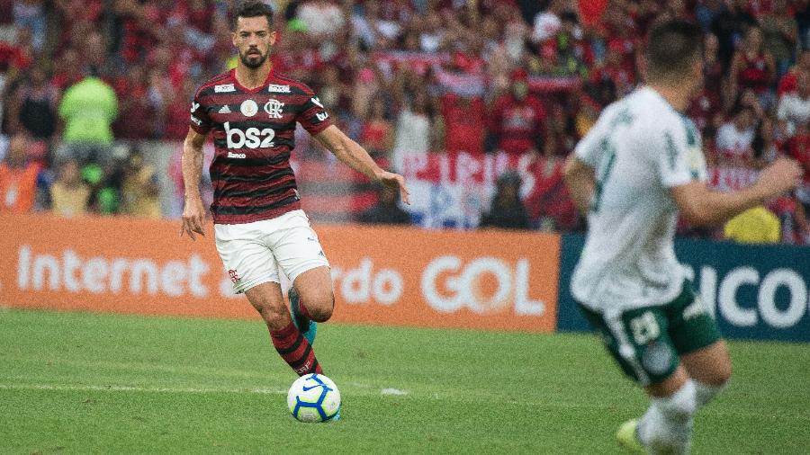 Pablo Marí foi um dos destaques do Flamengo em 2019. Jogador negocia transferência - Alexandre Vidal / Flamengo