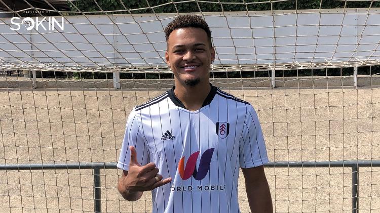 Rodrigo Muniz, ex-Flamengo, foi apresentado como reforço do Fulham, da Inglaterra - Twitter Fulham - Twitter Fulham