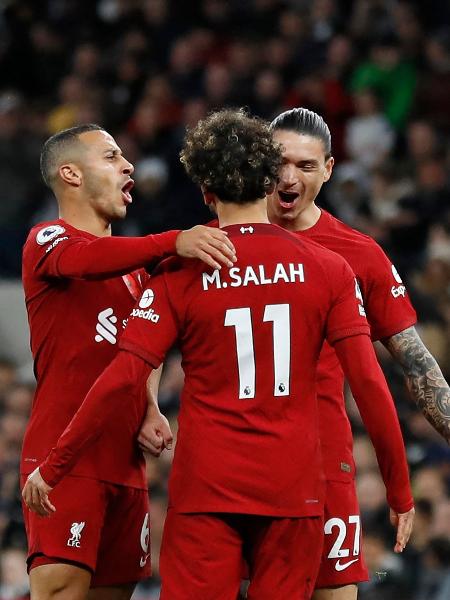 Salah faz dois, e Liverpool vence o Tottenham em jogo agitado do Inglês -  06/11/2022 - UOL Esporte