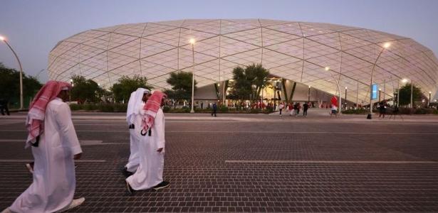 Após problemas no Qatar, FIFA quer ajuda da OIT para proteger