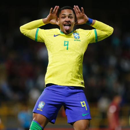 Artilheiro do Sul-Americano sub-20, Vitor Roque comemora seu gol contra a Venezuela - Rafael Ribeiro/CBF